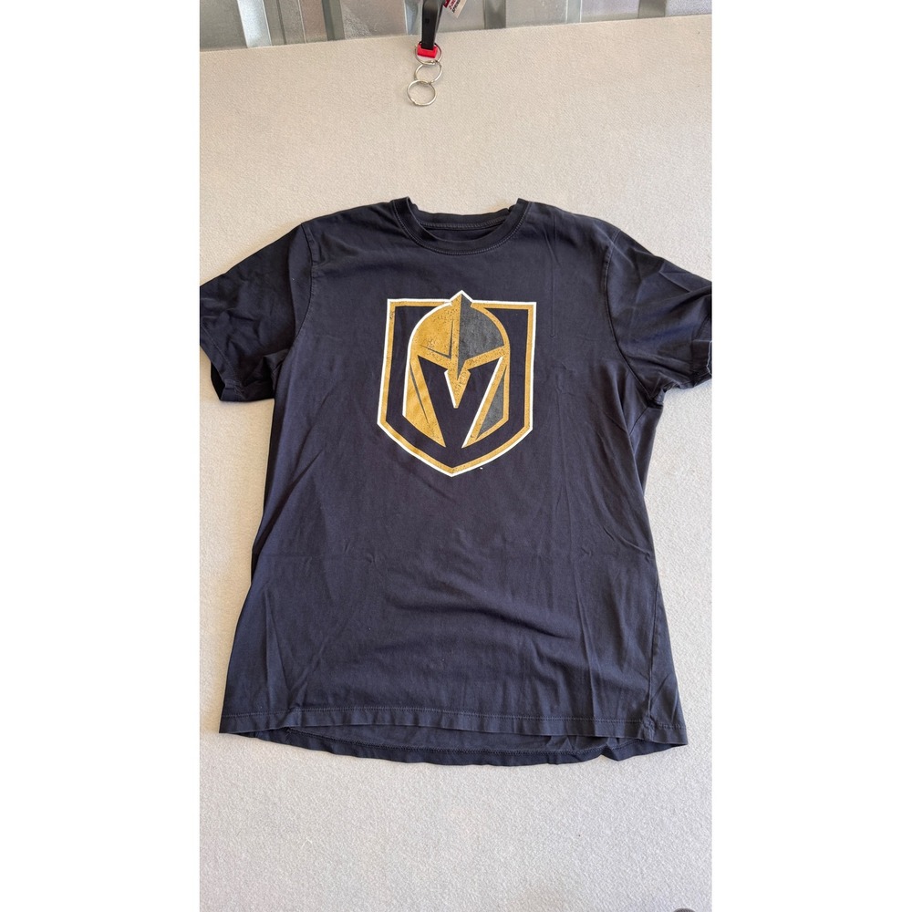 Vegas Golden Knights NHL OTS Graphic T-Shirt Mens Large Gray Gold Logo Hockey